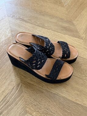 Chinese Laundry Black Braided Wedge Slide Sandals
